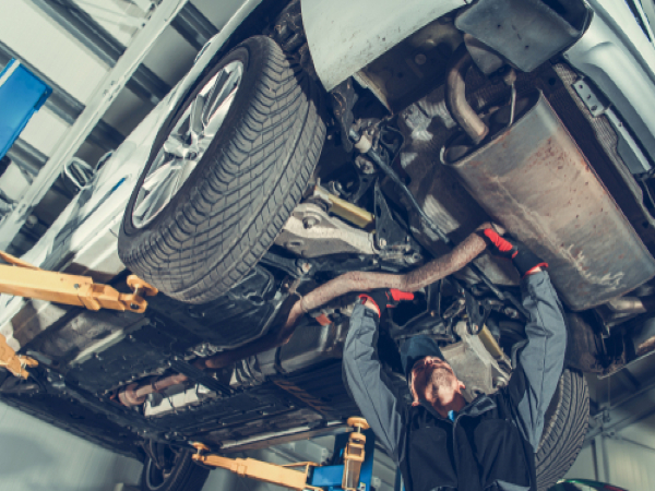 Import Auto Mechanical Services in Commerce City